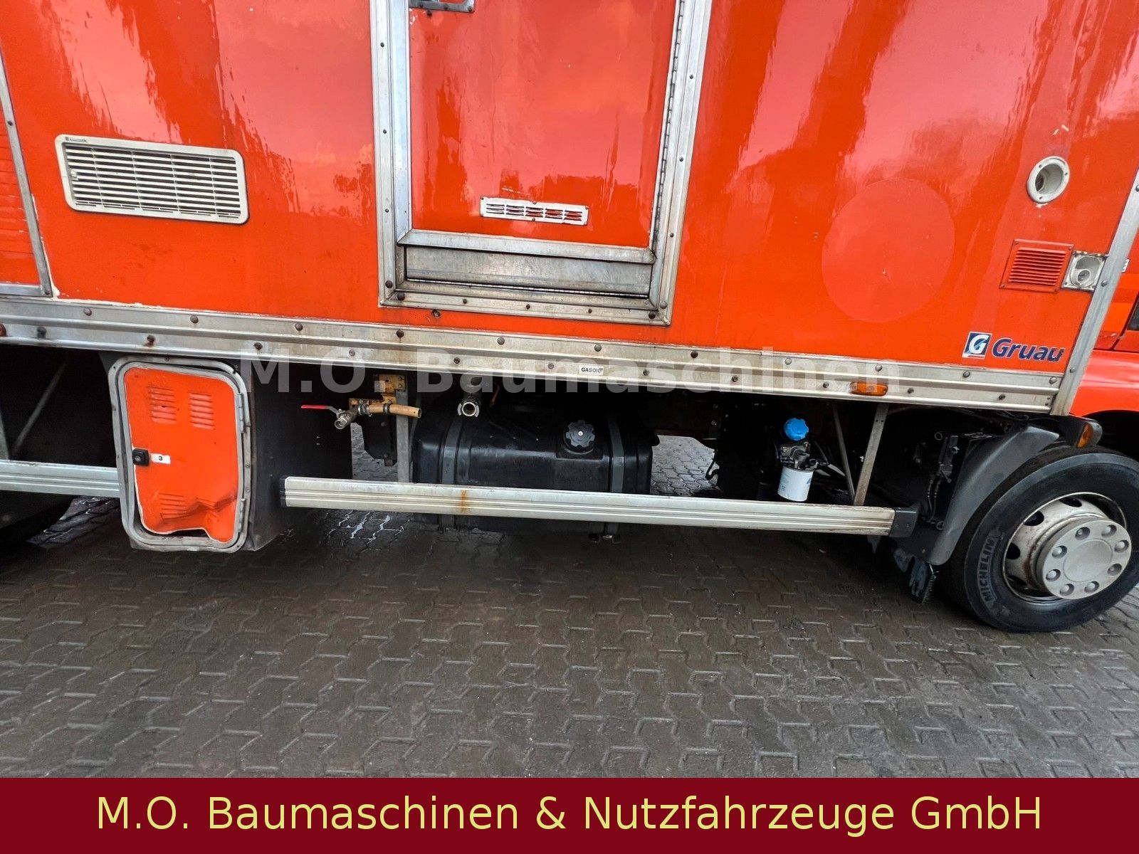 Fahrzeugabbildung Renault Midlum 220 DXI / Mannschaftswagen /