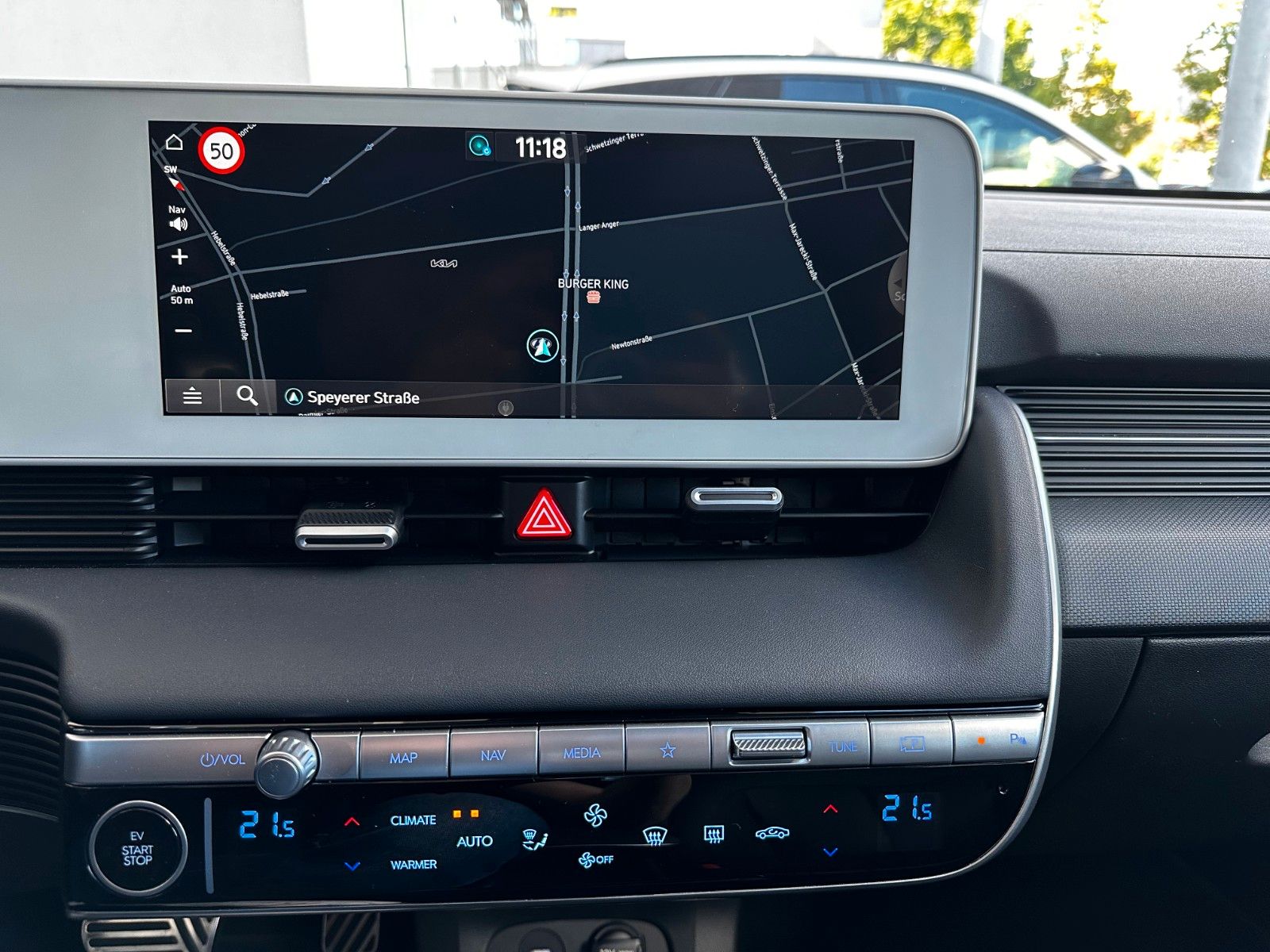 Fahrzeugabbildung Hyundai IONIQ 5 Uniq Elektro 72,6 kWh 305PS Panorama!