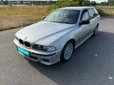 BMW E39 528iA Touring Arktissilber - BMW 528: Kombi, E39 528i