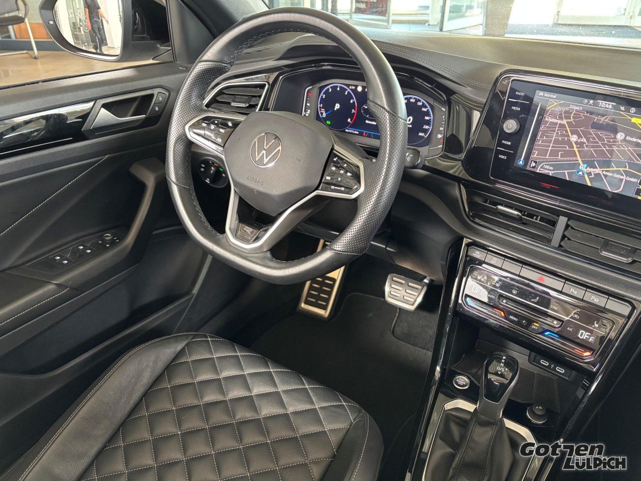 Fahrzeugabbildung Volkswagen T-Roc Cabriolet 1.5 TSI R-Line Navi Leder LED