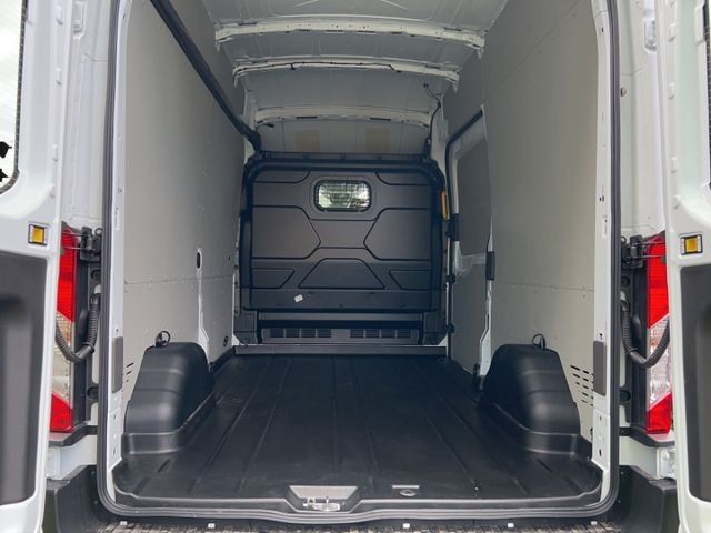 Fahrzeugabbildung Ford Transit Trend 350 L3 Kasten LKW Klimaautom DAB