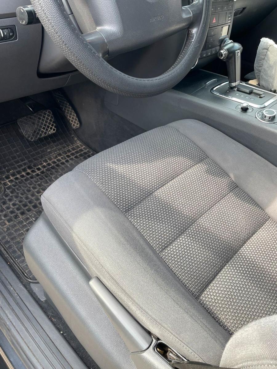 Volkswagen Touareg 2006 — photo 6