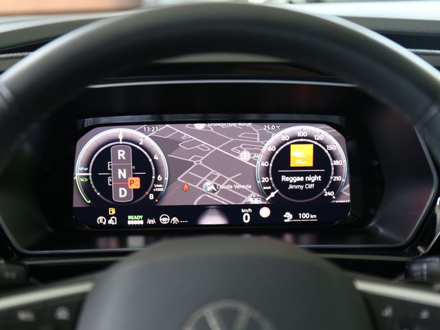 Volkswagen Caddy eHybrid DSG Style LED NAVI ACC KAMERA AHK