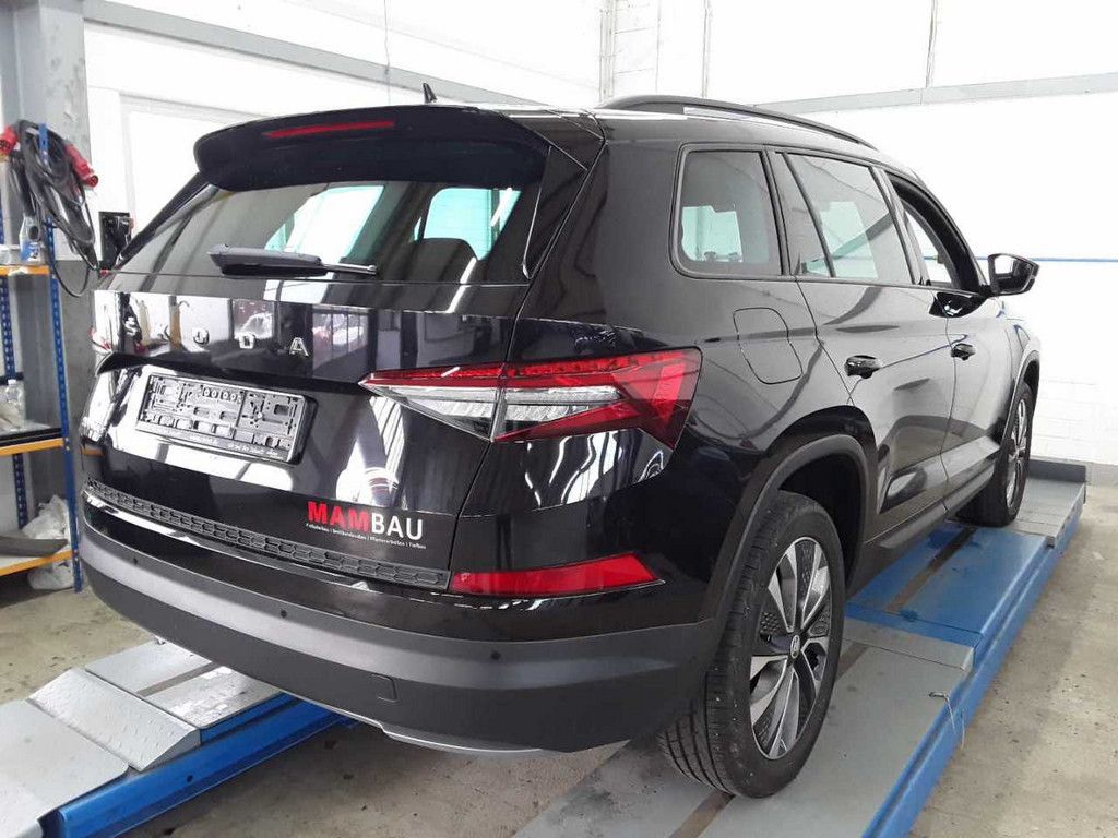 Skoda Kodiaq 2.0 TDI Tour SHZ KAMERA ACC LED NAVI AHK imagem 3