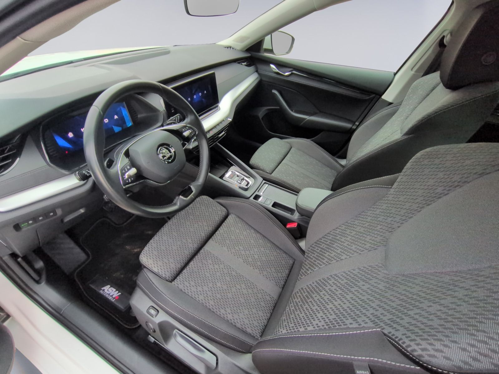 Octavia Combi 2.0 TDI DSG Clever PANO+KAMERA