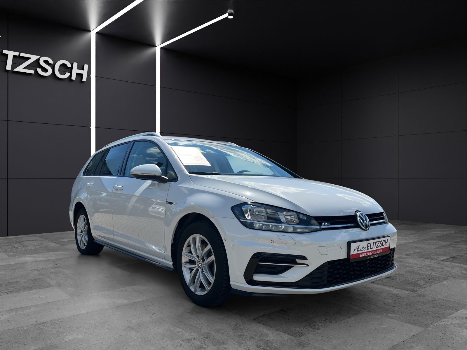 Fahrzeugabbildung Volkswagen Golf VII Variant TDI R-Line  DSG Navi ACC RFK SH