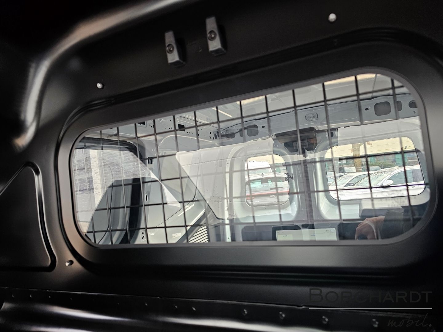 Ford Transit Courier - Bild 10