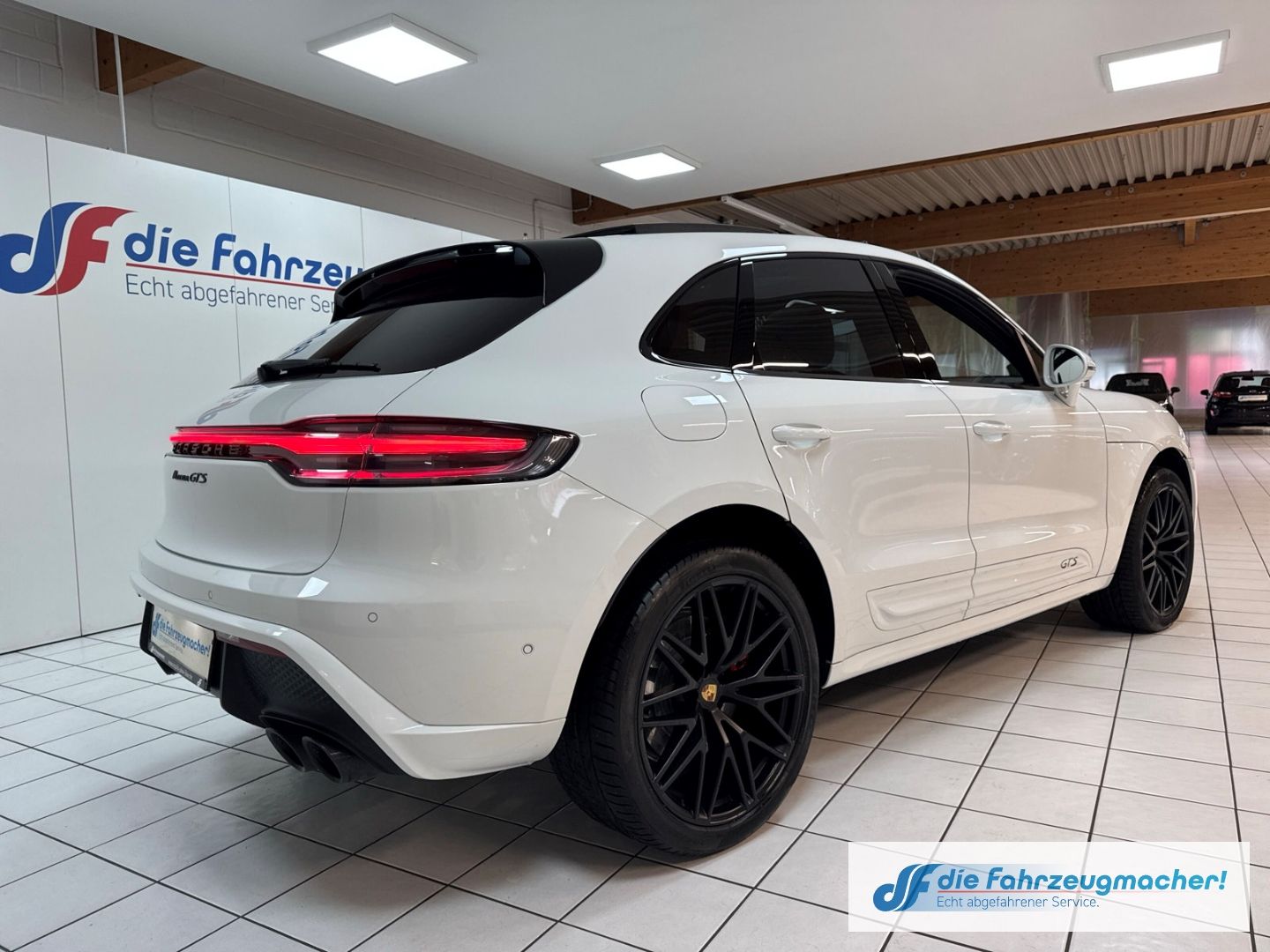 Fahrzeugabbildung Porsche Macan GTS Luftfederung AD Niveau Approved*2028 E