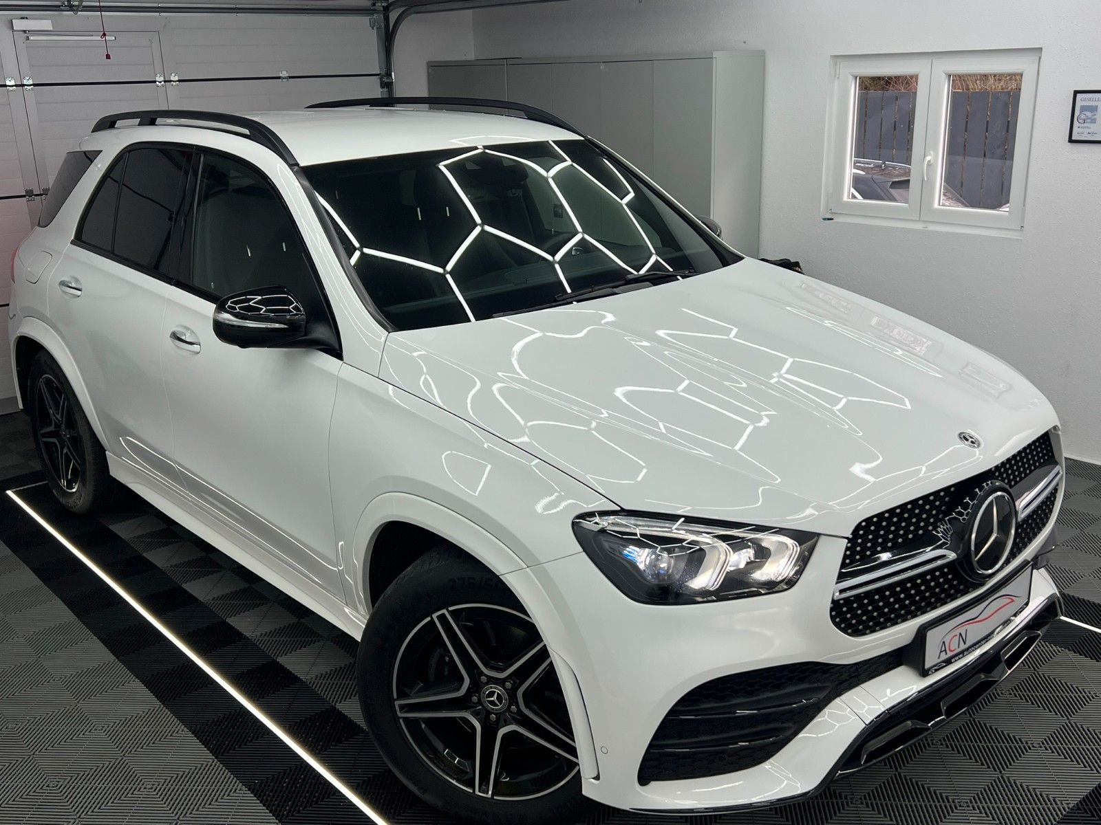 Fahrzeugabbildung Mercedes-Benz GLE 350 d 4Matic AMG-LINE/DISTRONIC/AIR/7-SITZER