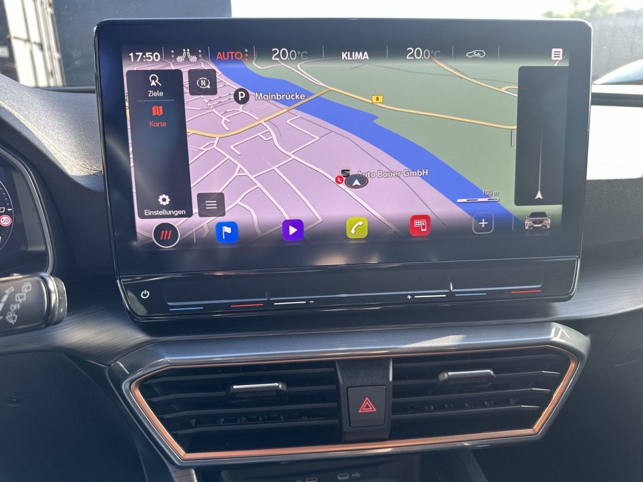 Fahrzeugabbildung CUPRA Formentor VZ 2.0 TSI 4Drive 310 PS*ACC* - mit KI generiert/bearbeitet