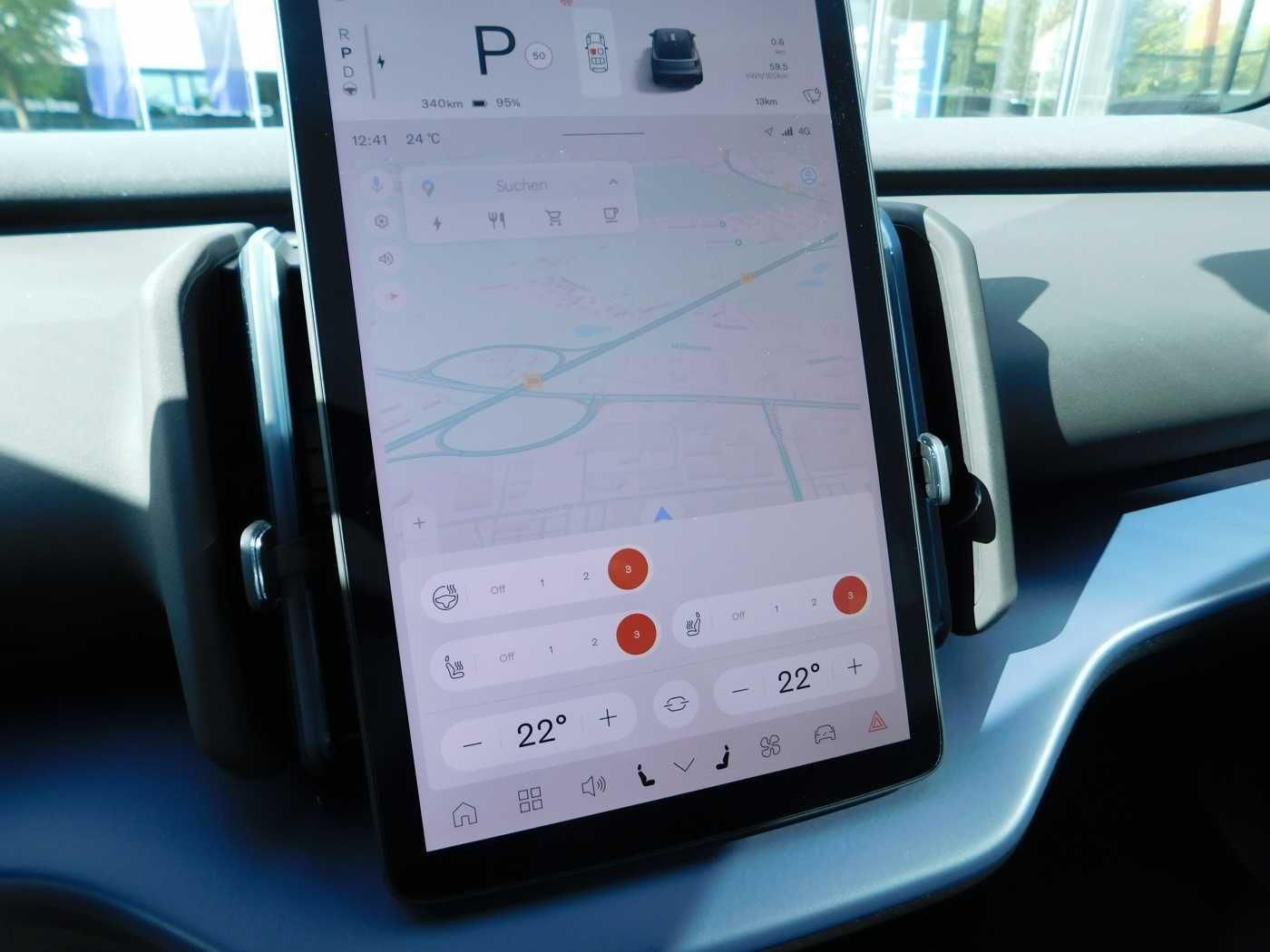 Fahrzeugabbildung Volvo EX30 Twin Motor Performance AWD Plus