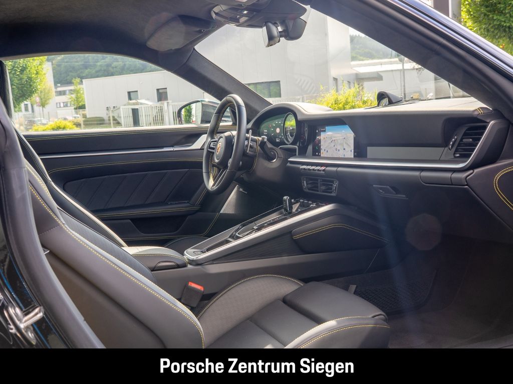 Porsche 992 (911) Turbo S