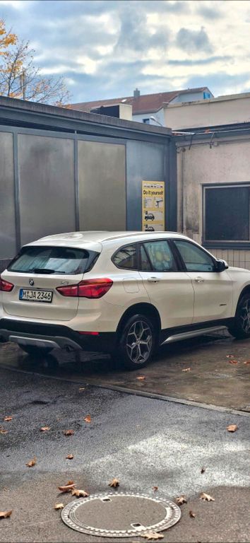 Image of BMW X1