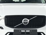 Volvo XC 60 T6 Plus Dark Recharge Plug-In Hybrid AWD - Volvo: X60