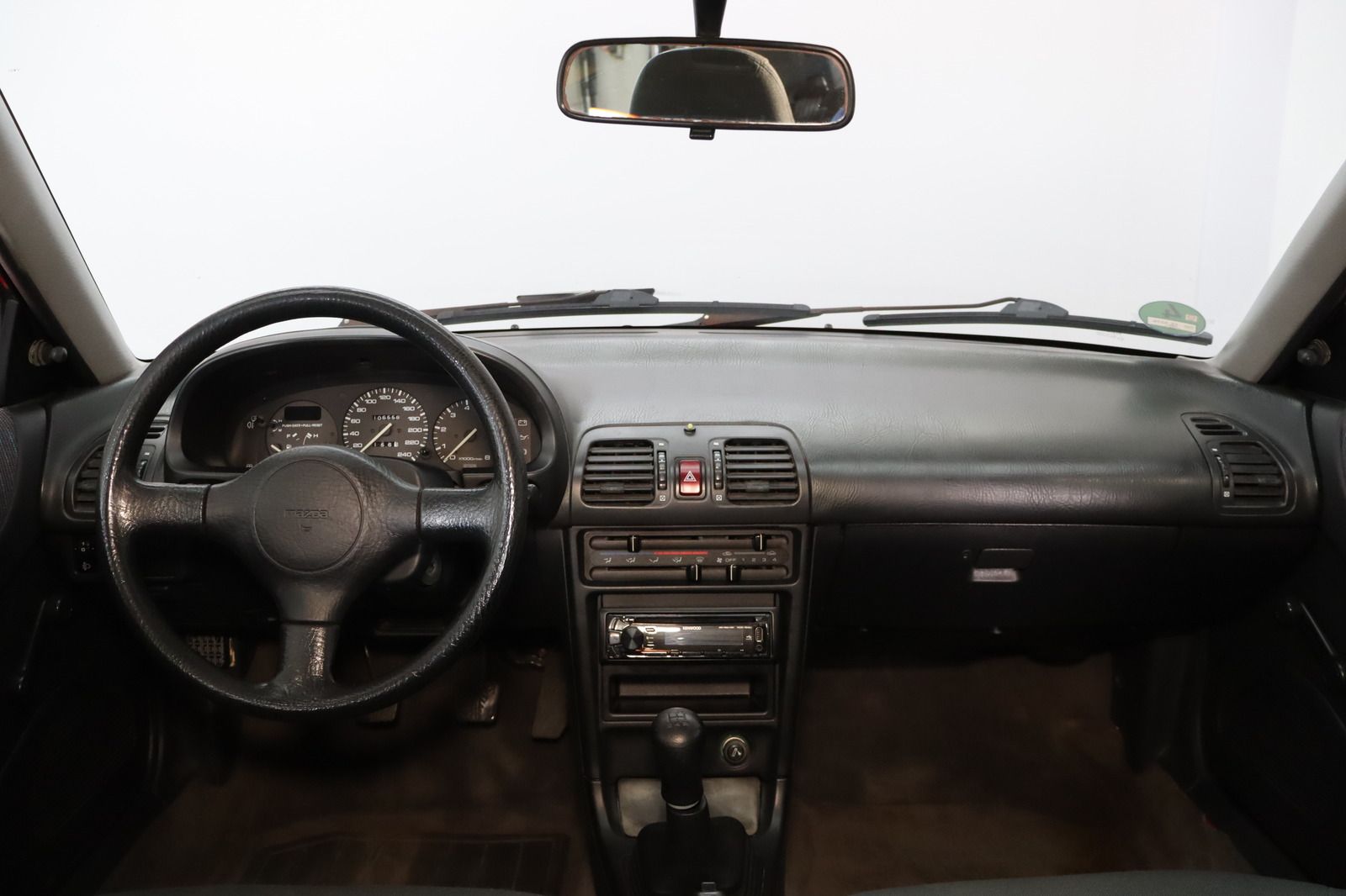 Fahrzeugabbildung Mazda 323 F 1.6 GLX 1. Hand * wenig km