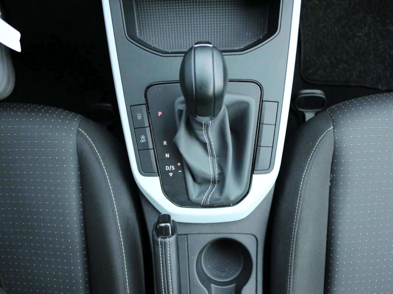 Fahrzeugabbildung SEAT Arona Style Edition 1.0 TSI 110 PS DSG SLW