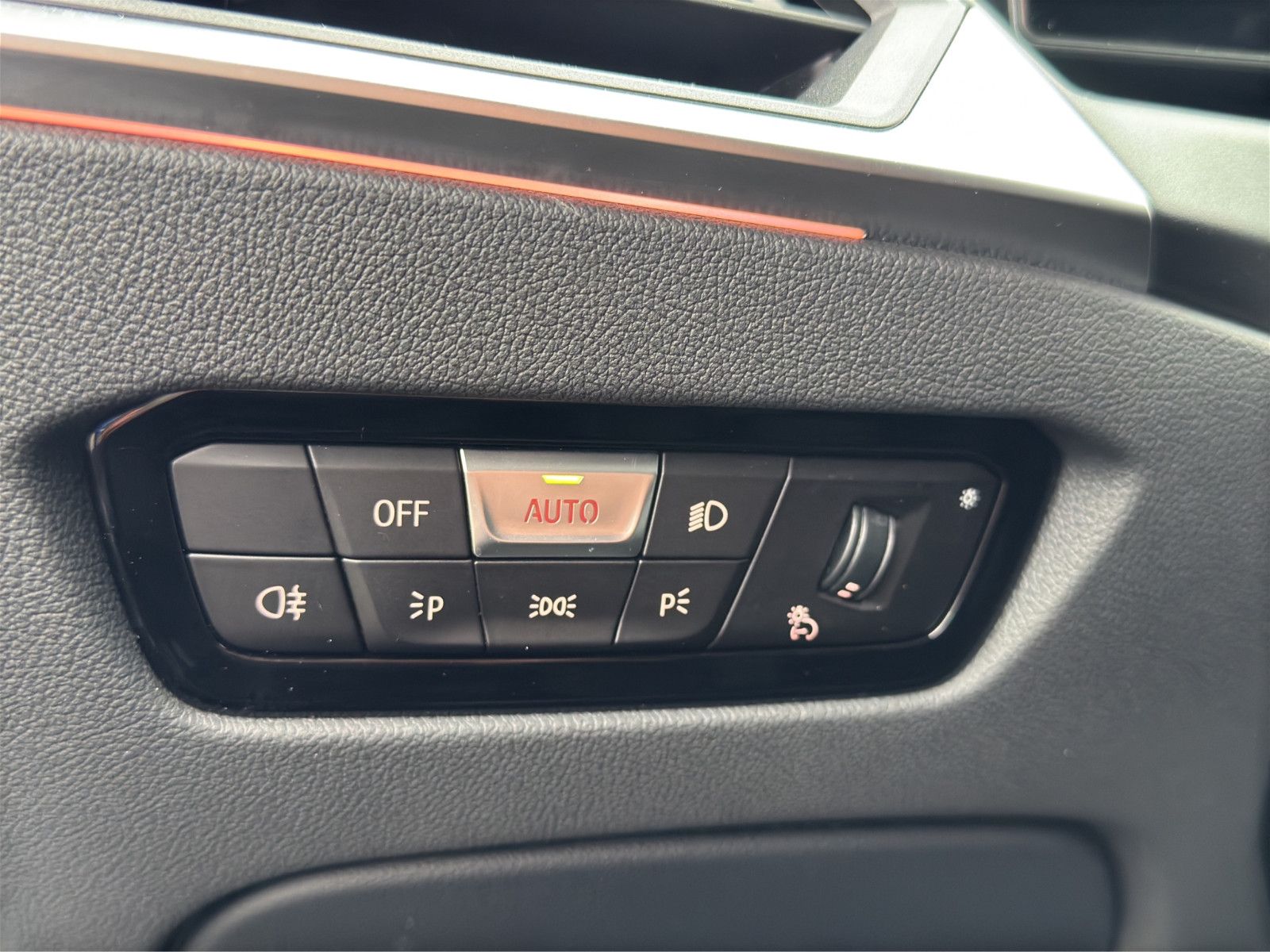 Fahrzeugabbildung BMW i4 Gran Coupe M50 *Laser*Navi*3z Klima*Stdhz*