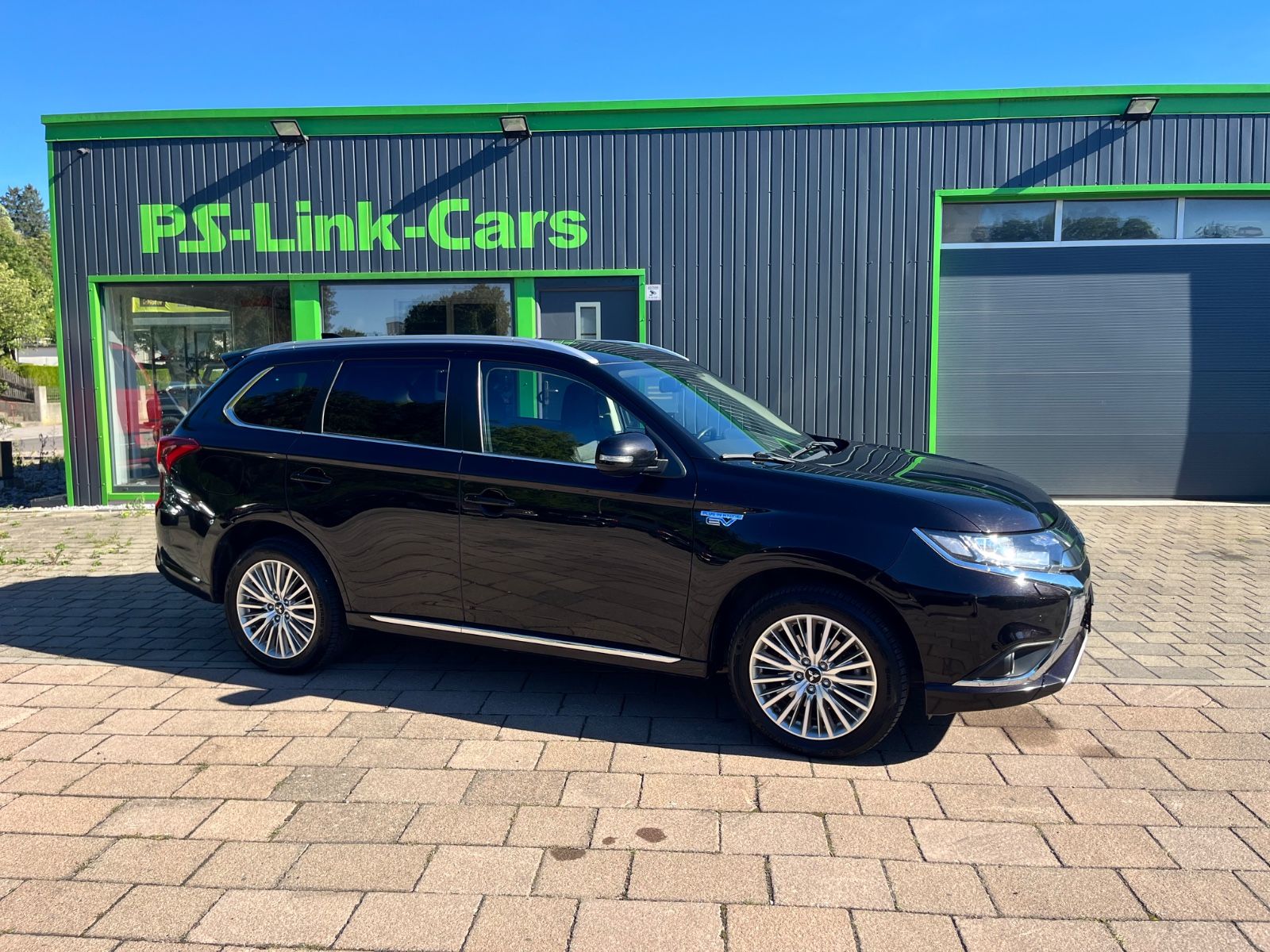 Mitsubishi Outlander PHEV Basis 4WD HYBRID * Kamera *