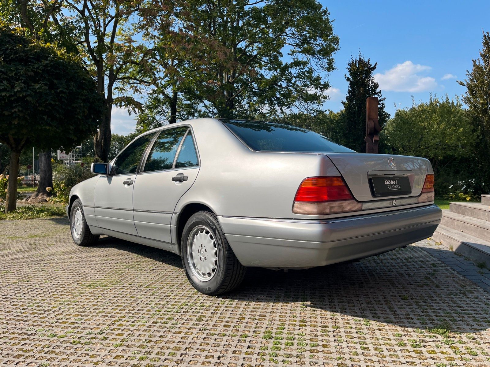 Fahrzeugabbildung Mercedes-Benz S 280