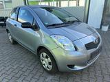 Toyota Yaris Cool*3-türig*TÜV NEU* Klimaanlage* - Toyota Yaris: Türig