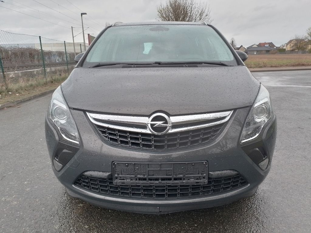 Image of Opel Zafira Tourer