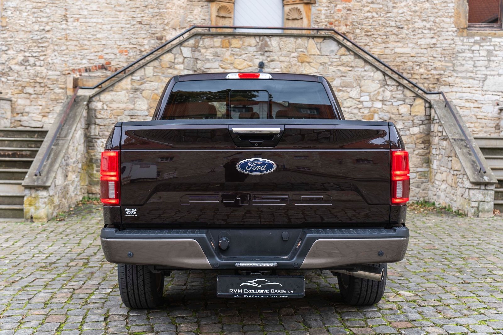 Fahrzeugabbildung Ford F 150 LARIAT 5.0L B&O AHK TOTW 360° PANO SHZ/K