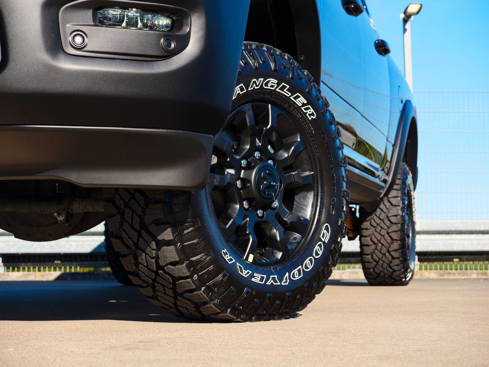 Dodge 2500 imagem 2