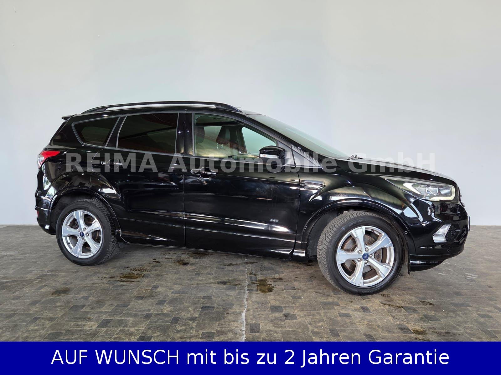 Ford Kuga 1,5i ST-Line, AWD, LED, Navi