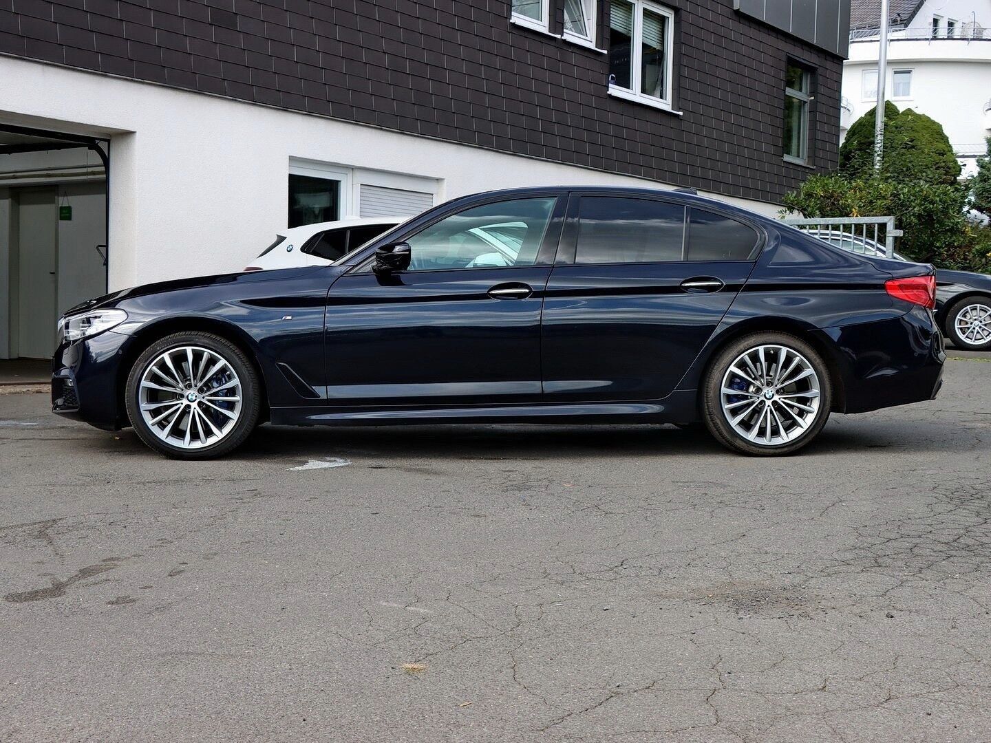 BMW 540i xDrive M Sport VOLL HuD - AHK - 19 LM - S foto 2