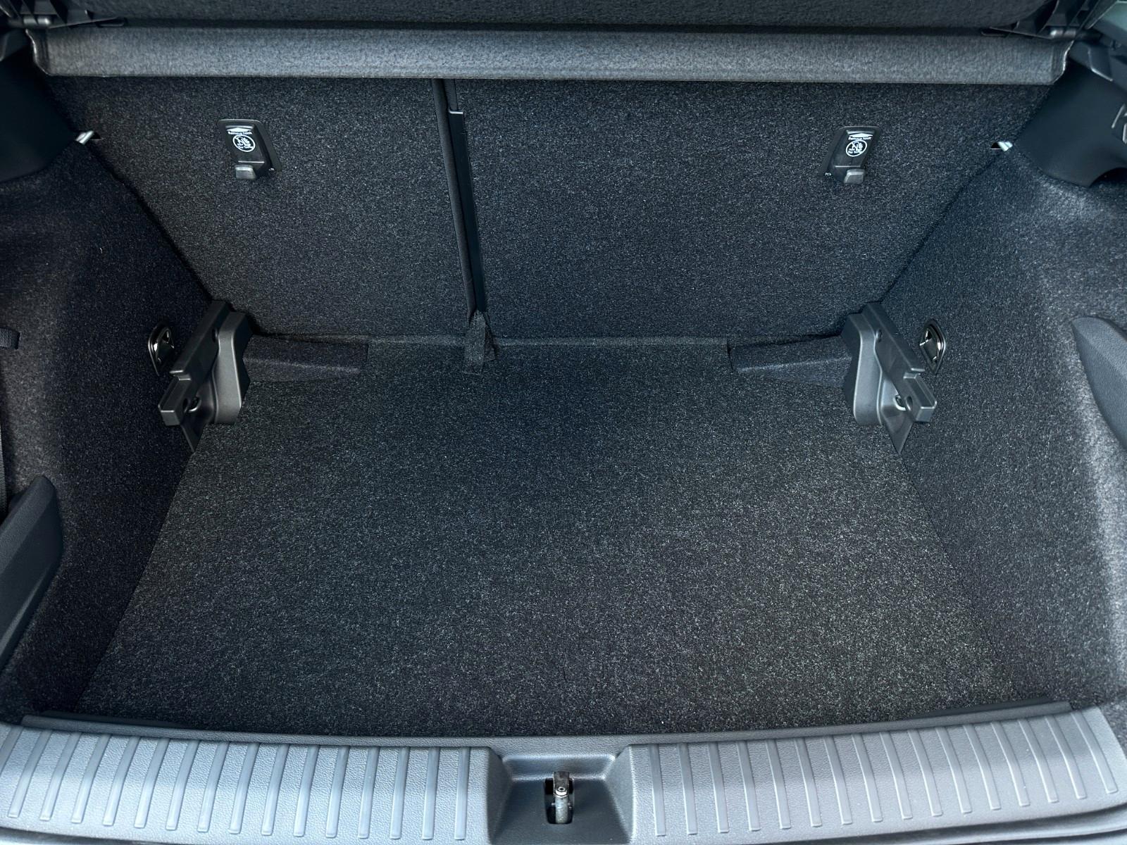 Skoda 116PS DSG Monte Carlo Side Assist ACC KAMERA AHK