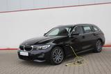 BMW 320e xDrive Touring M Sport Plug-In Hybrid AHK - BMW: E32
