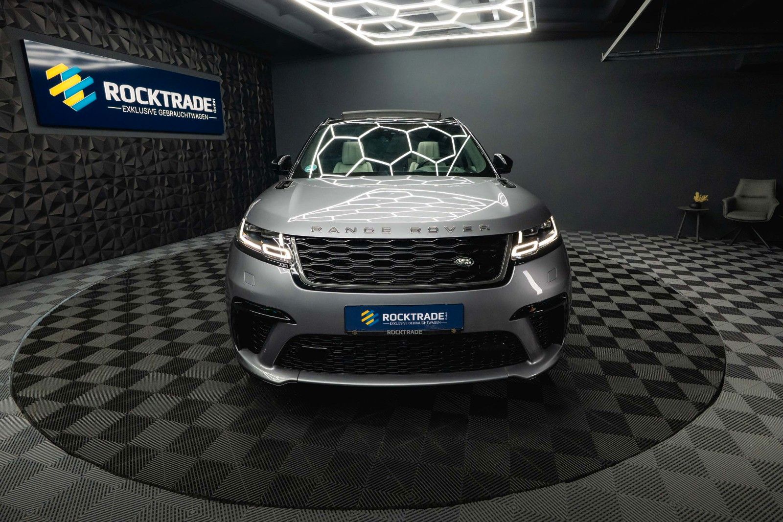 Fahrzeugabbildung Land Rover Velar SV Autobiography Dynamic Edition *ACC*19%*