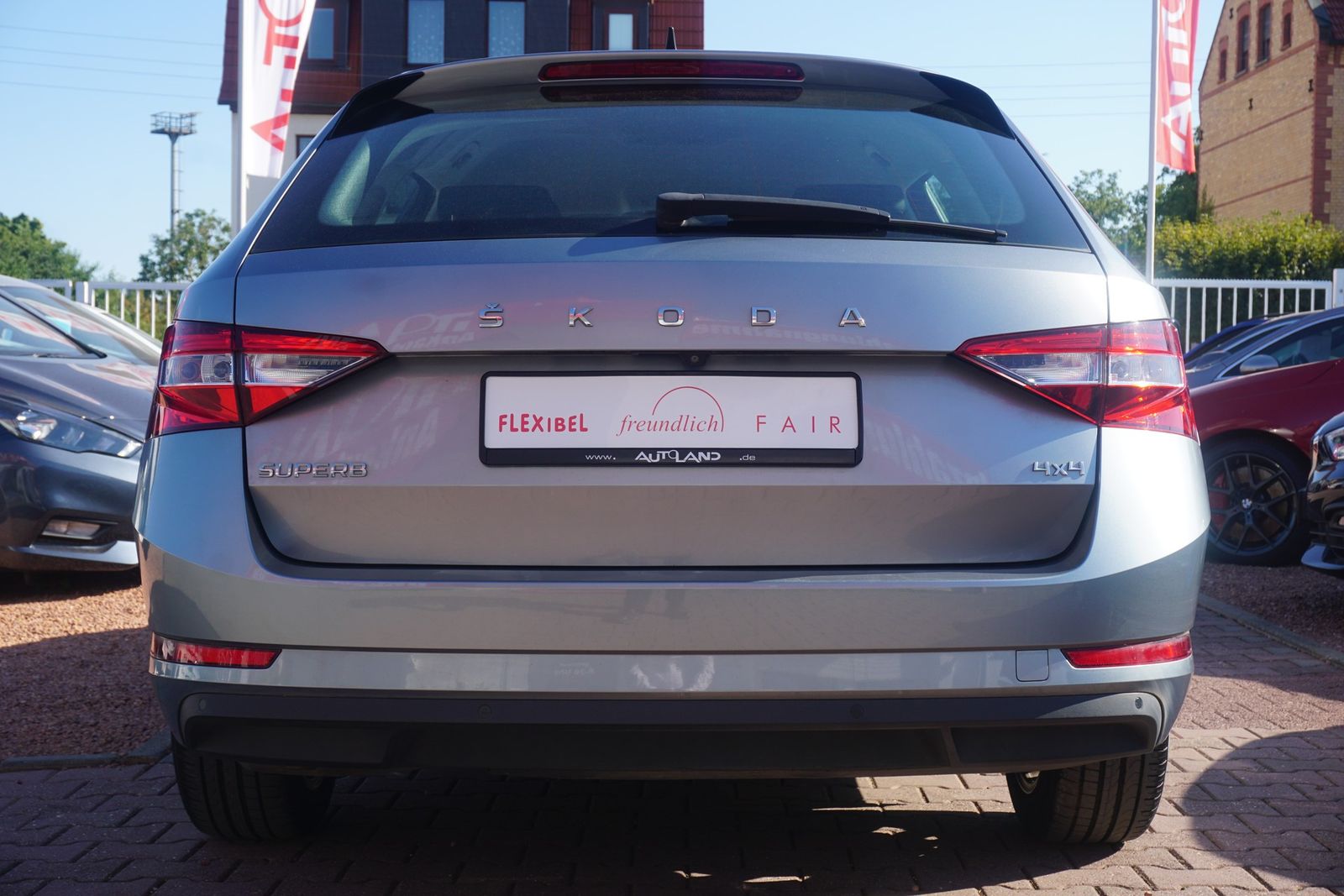 Skoda Superb Combi 2.0 TDI Style 4x4 DSG LED Navi ACC foto 4
