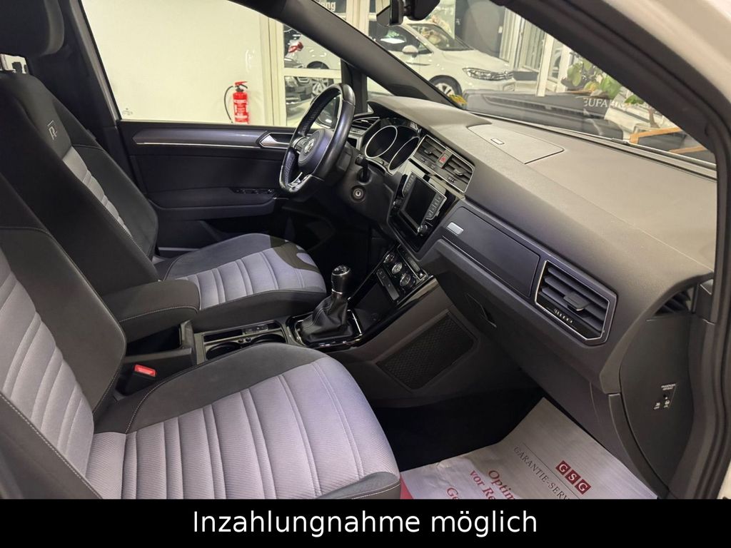 VW Touran 1.4 TSI R-LINE/LED/NAVI/ACC/DAB/AHK/CAM! VW Touran 1.4 TSI R-LINE/LED/NAVI/ACC/DAB/AHK/CAM!