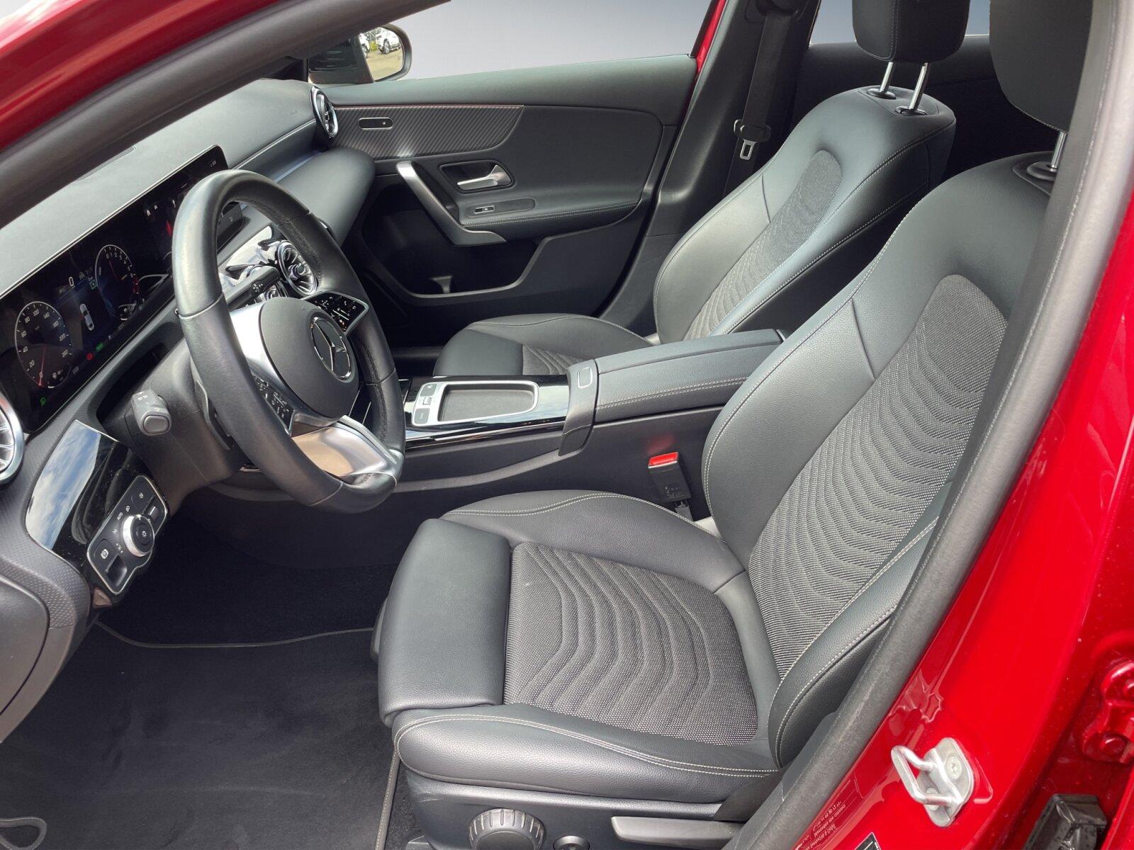 Mercedes-Benz A 250 e Lim.Advanced+ AHK*AMBIENTE*DISTRONIC*etc