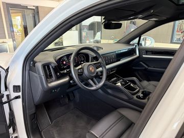 Porsche Cayenne - 10