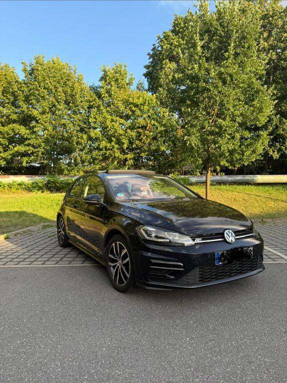 Image of Volkswagen Golf