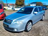 Skoda Octavia Combi RS  Navi Xenon Insp+TÜV+Garantie - Skoda Octavia aus 2008 mit Diesel-Antrieb