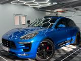 Porsche Macan Turbo/SBLFT/ACC/PANO/DAB/AHK/KAMERA - Porsche Gebrauchtwagen in Landshut