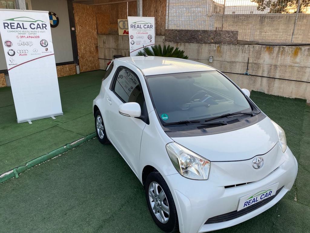 Toyota IQ