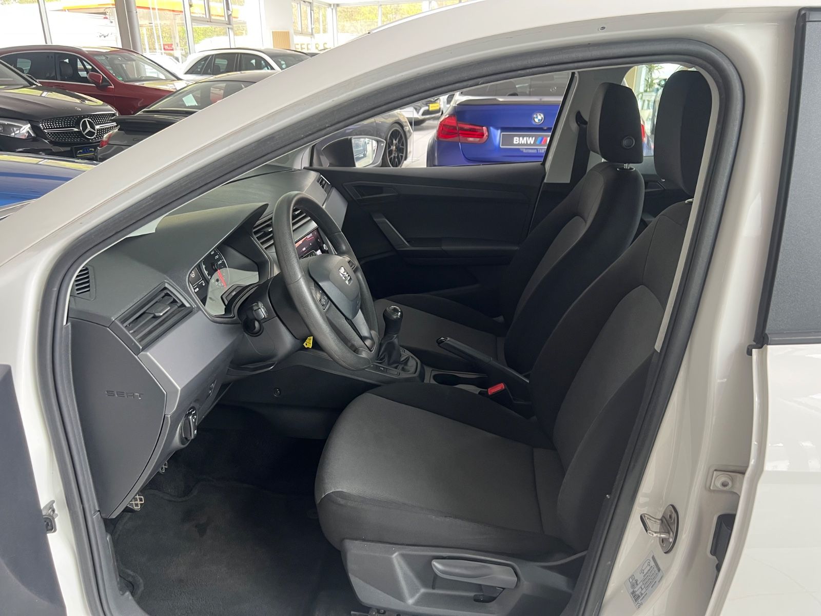 Fahrzeugabbildung SEAT Ibiza 1.6 TDI  Reference*NAVI*CAR-PLAY*ALUFELGEN