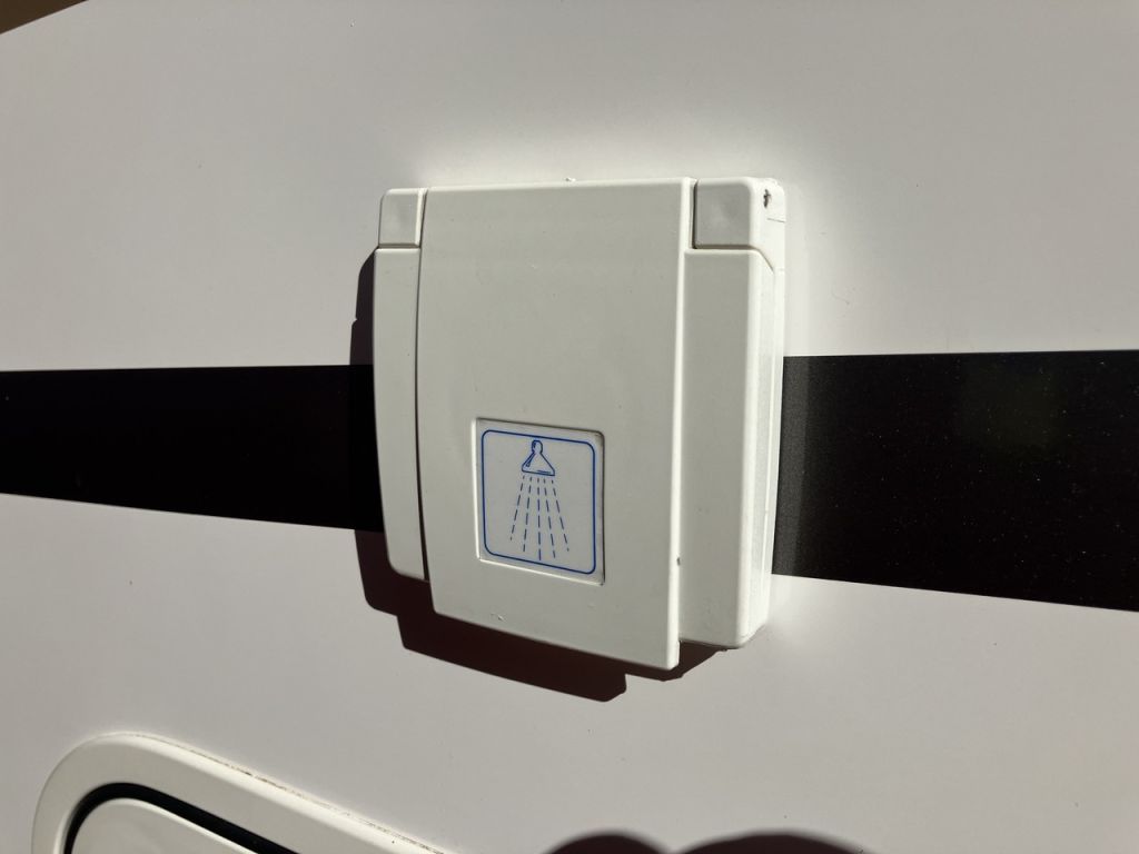 Fahrzeugabbildung Eura Mobil Profila T 696 EB YoungStar