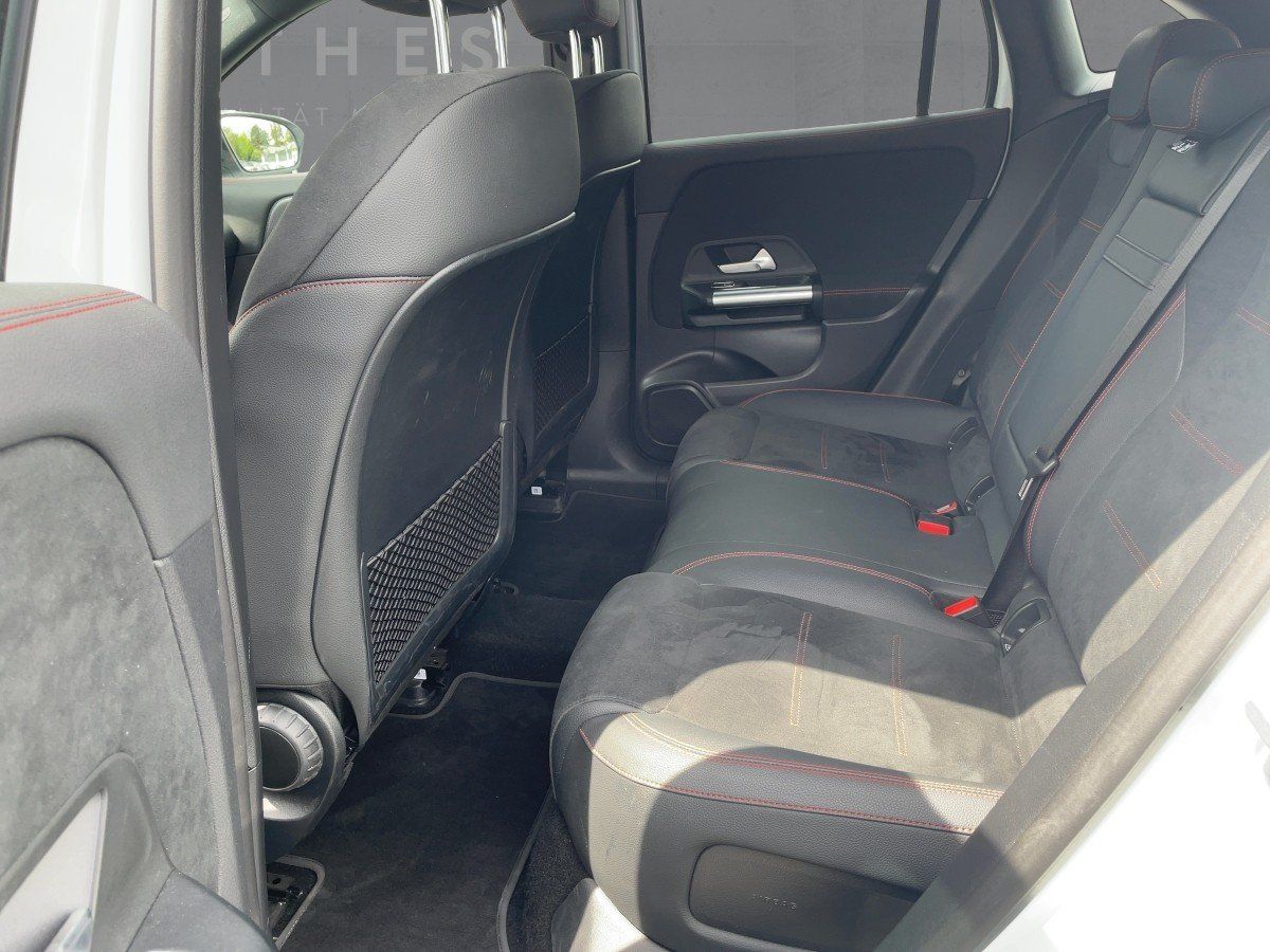 Fahrzeugabbildung Mercedes-Benz EQA 350 4M AMG/Night/360°/LED/AHK