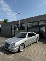 Mercedes-Benz Mercedes Benz  E55 AMG - Mercedes-Benz E 55 AMG in Frankfurt (Main)