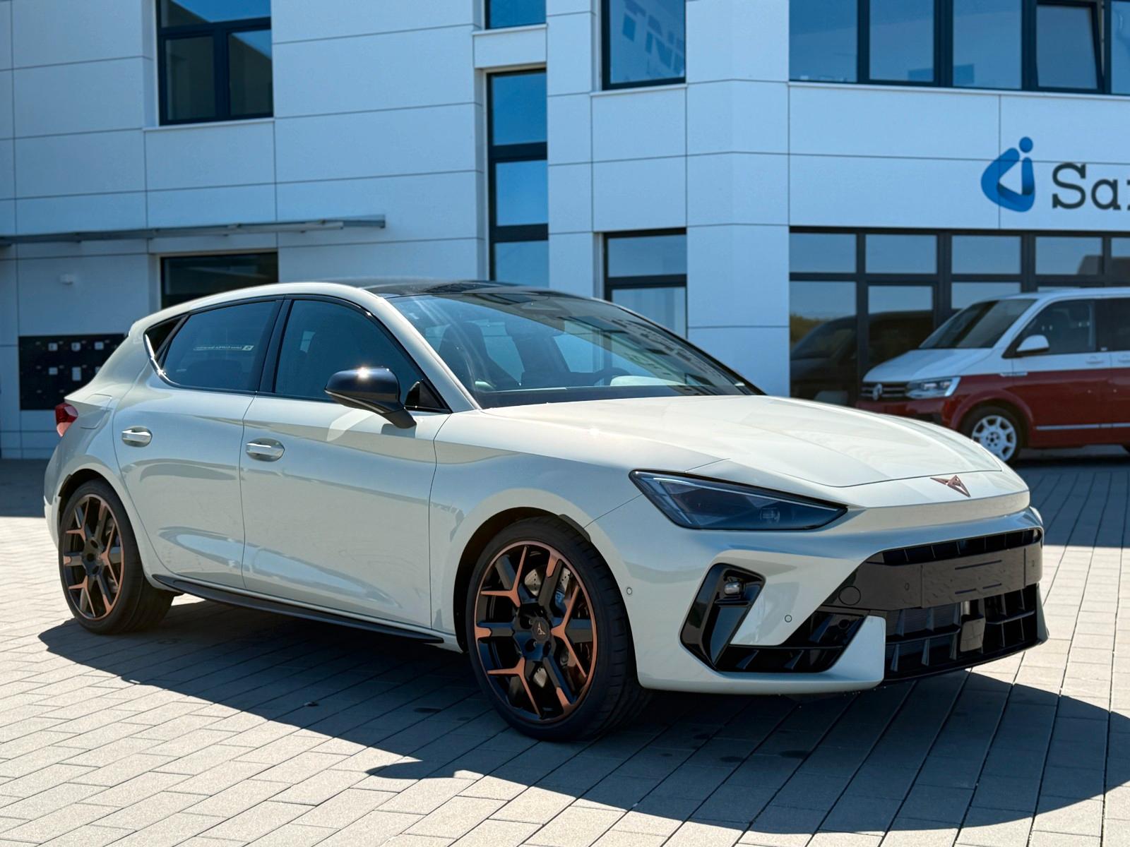 Cupra Leon 2.0 TSI VZ EXTREME+AHK+PANO+SEENHEISER