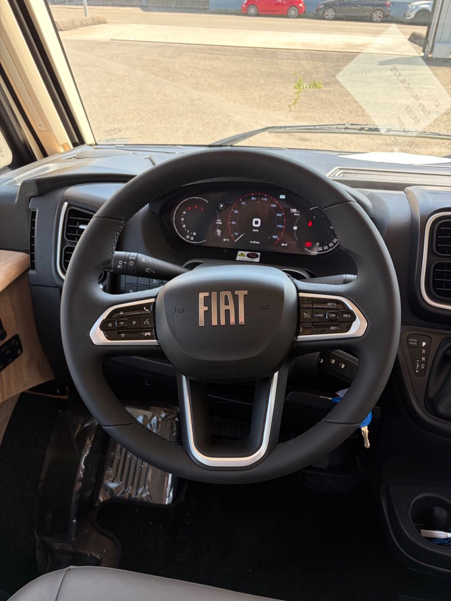 Fahrzeugabbildung Eura Mobil Integra Line 720 EF *Stauschränke / AT8*