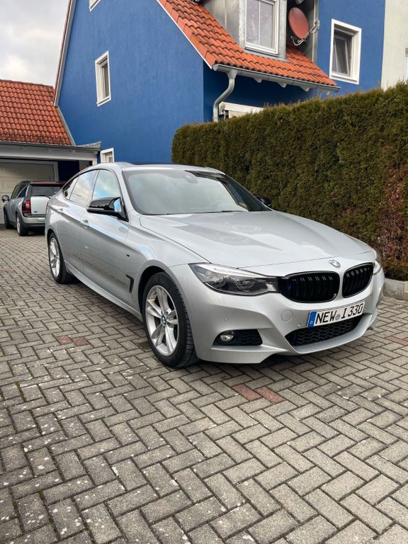 BMW 330 Gran Turismo