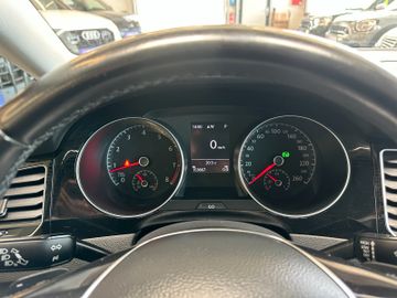 Volkswagen Golf Sportsvan VII *Kamera*Navi*AHK*