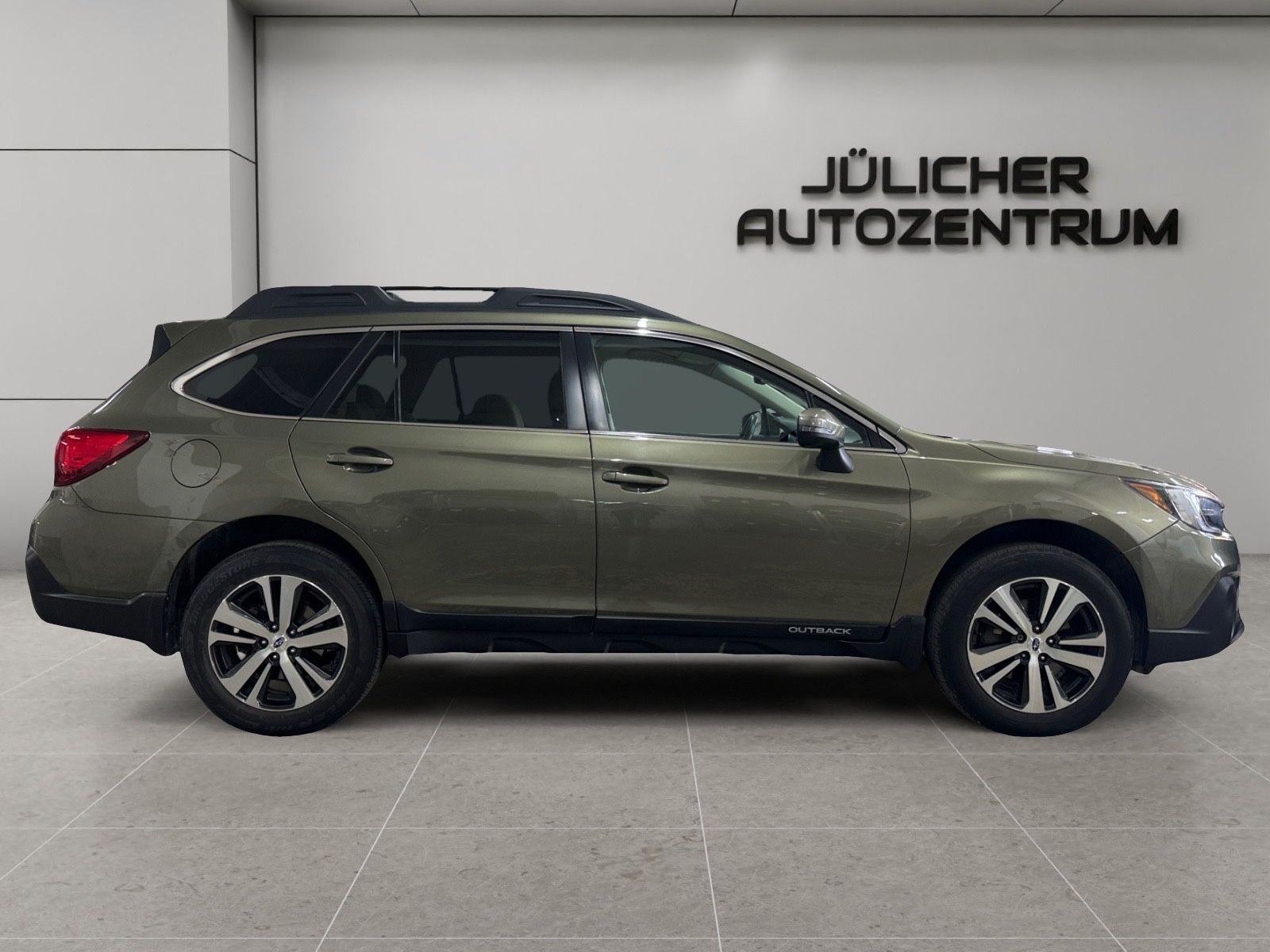Subaru OUTBACK Automatik, Wenig Km, Guter Zustand imagem 2