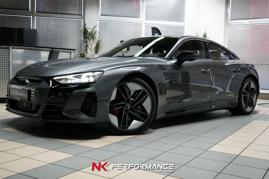 Image of Audi RS e-tron GT